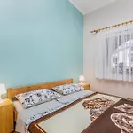 Apartament 2 Bedroom Amazing In